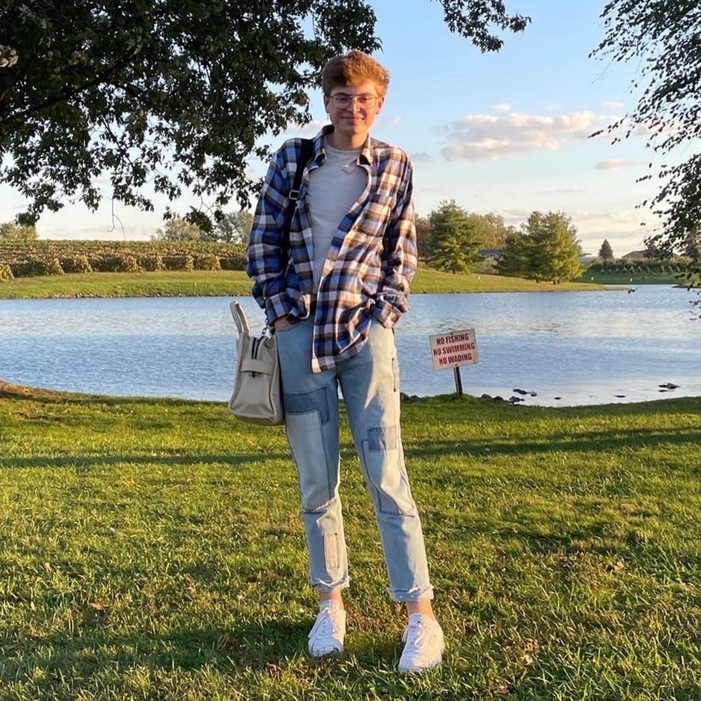 Meet your Posher, Mitchell